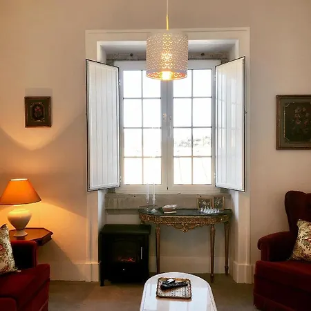 Thomar House * Tomar