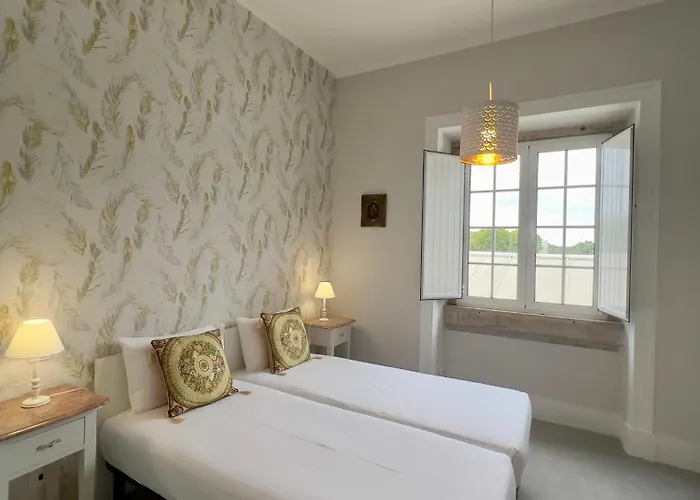 בית הארחה Thomar House *